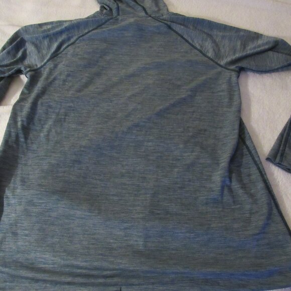 Under Armour Blue Hooded Long Sleeve Shirt  USED  Large - Picture 9 of 9